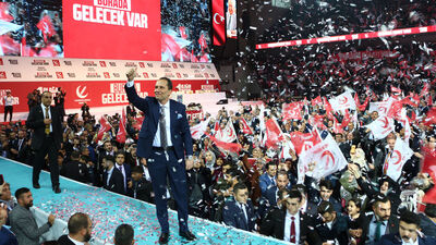 Yeniden Refah Partisi 2'nci Olağan Büyük Kongresi'ni yapıyor