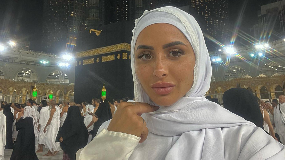 Fransız model, Müslüman oldu