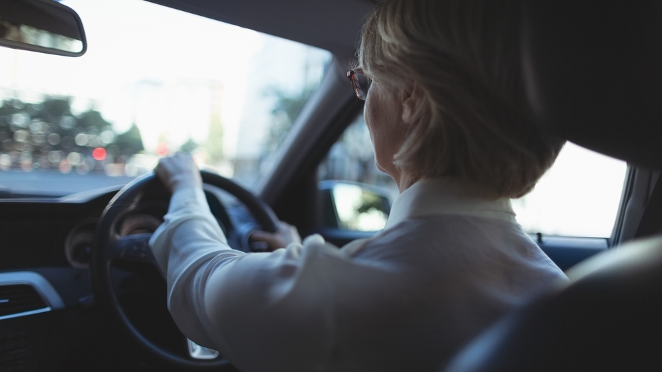 Kendi aracı tarafından üç kez ezildi