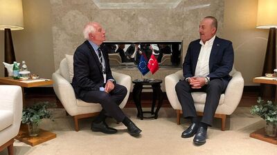 Bakan Çavuşoğlu'ndan kritik temaslar