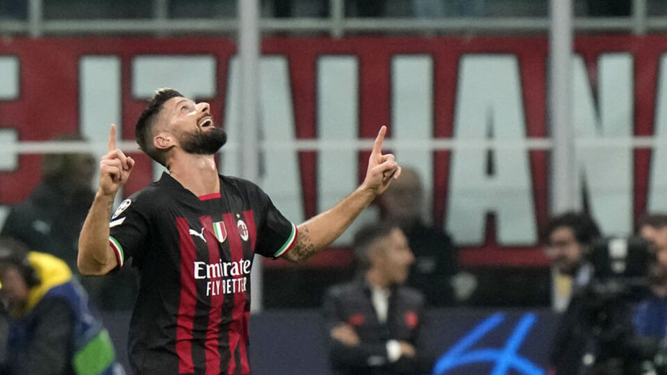 Milan üç puanı Giroud ile kaptı!