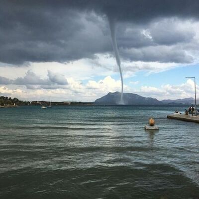 Datça açıklarında hortum paniği!