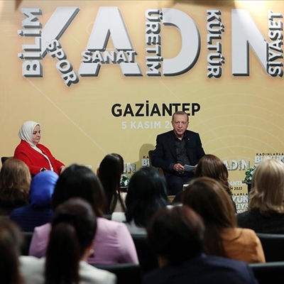 Cumhurbaşkanı Erdoğan: Zayıf aile tipleri güçlü milleti zayıflatır