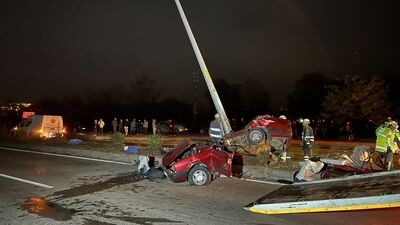 Ehliyetsiz çocuk sürücü feci kazada öldü, 3 kişi yaralandı