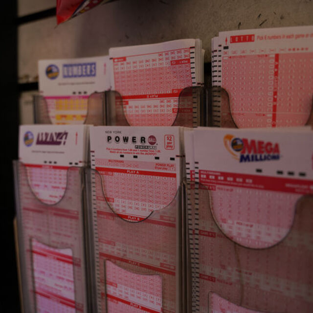 ABD'deki P﻿owerball çekilişinde rekor ikramiye
