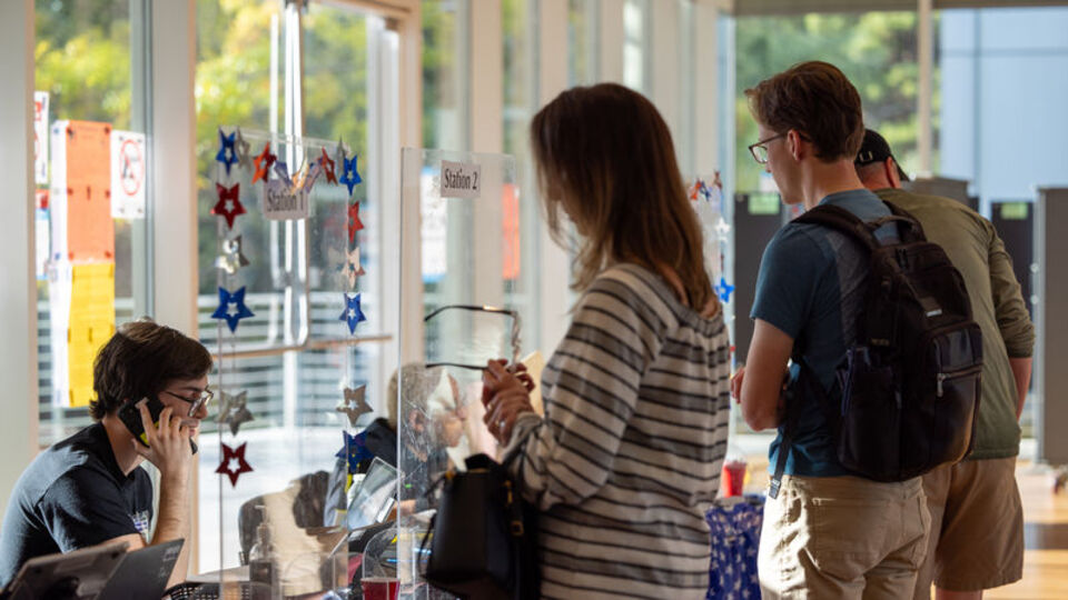 ABD ara seçimlerinde Türkler kime oy verecek?