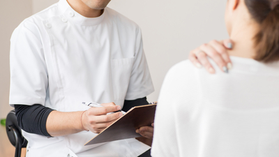 Omuz sorunu yaşayanlar bunu yapmayın