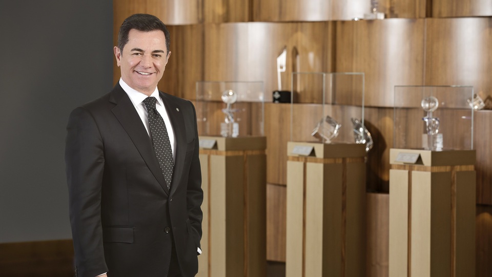 Denizbank'a 605 milyon dolar