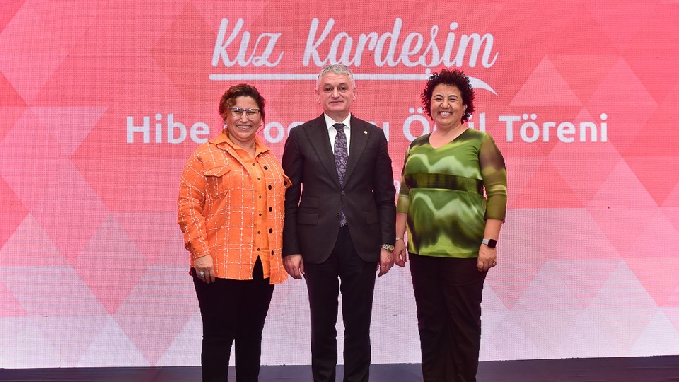 Kadınlara Kız Kardeşim desteği