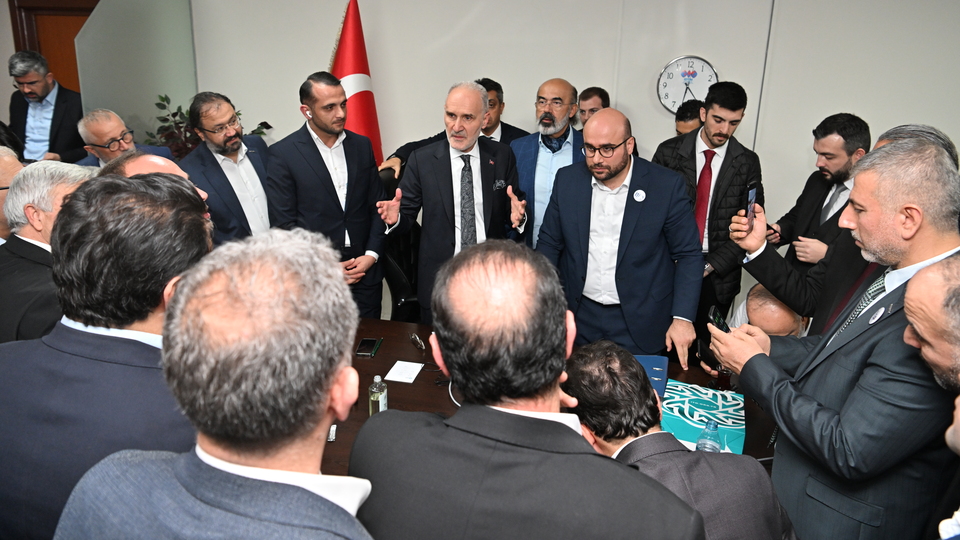 Avdagiç: 195 Meclis üyesi ile açık ara kazandık