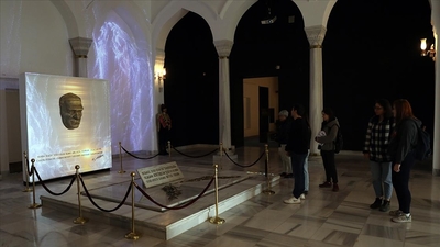 Ziyaretçilerini ağırlıyor