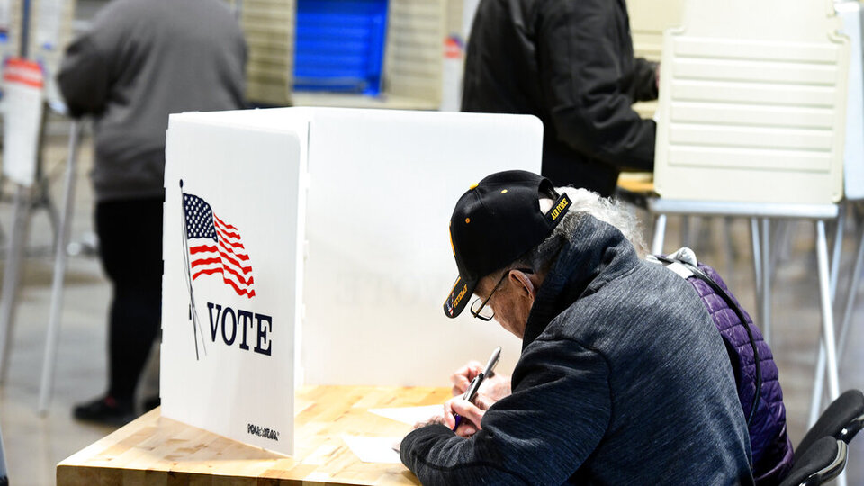 Cumhuriyetçiler öne geçti: 49 - 48