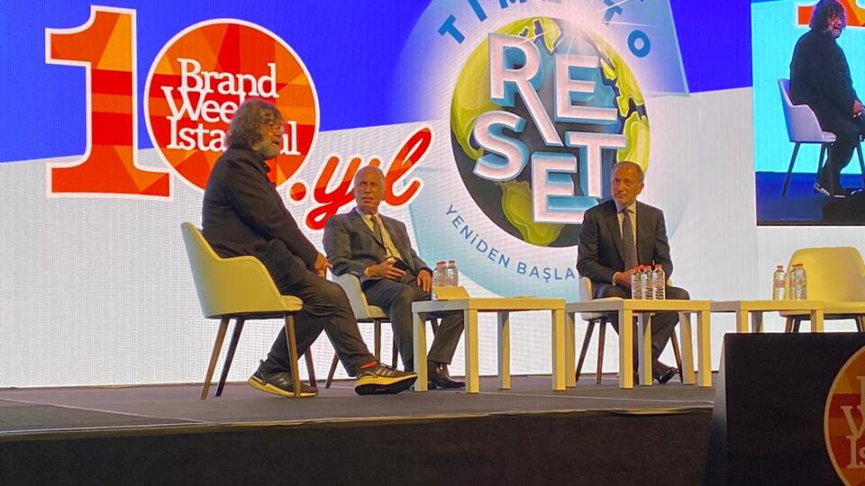 'Toplum siyasetçi üretmiyor'