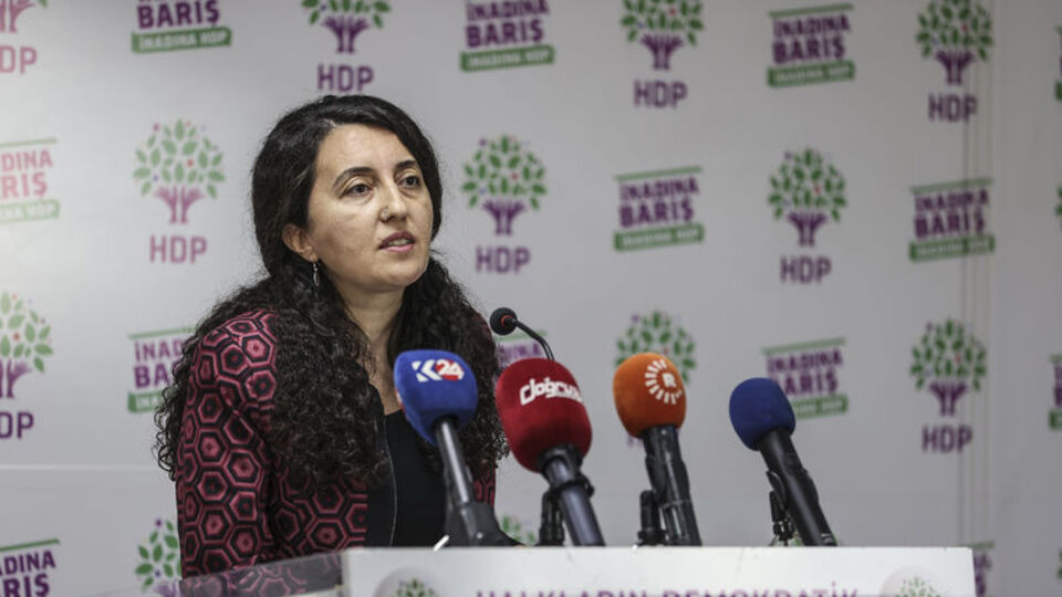 HDP'den başörtüsü düzenlemesi için açıklama