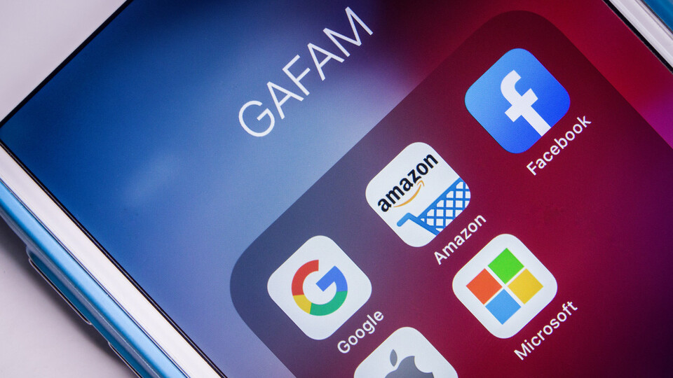 GAFAM'ın yüzde 40'ı buhar oldu!