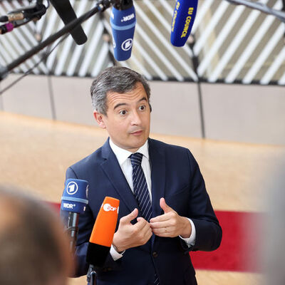 Fransa'da İtalya'ya göçmen gemisi tepkisi