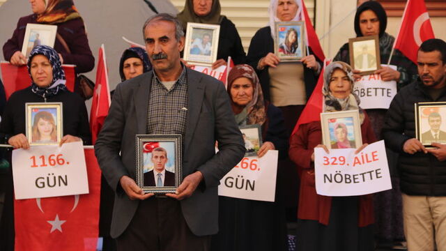 Diyarbakır annelerine bir aile daha katıldı