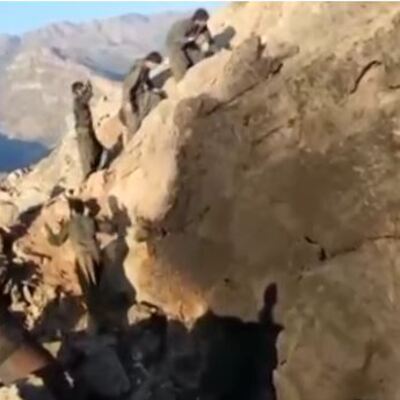 O anlar kamerada! İşte Mehmetçik! Teröristler böyle teslim oldu!