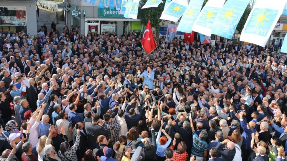 "Muhteremlerin rahatını bozmak üzere yola çıktım"