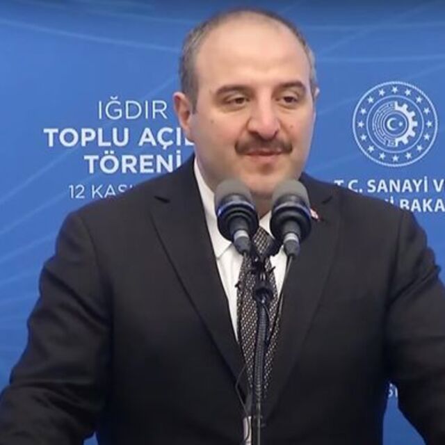 Bakan Varank: Togg yolların tozunu attıracak