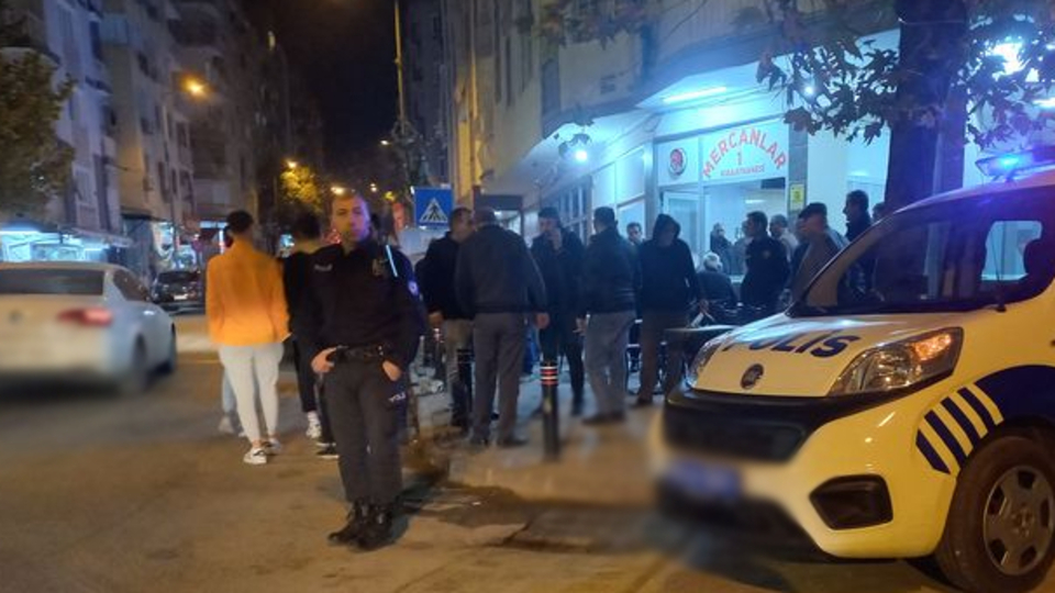 Manisa'da 'maganda kurşunu' bir çocuğu yaraladı