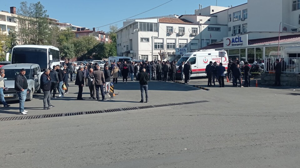 Aileler arasındaki kavgada 3 kişi öldürüldü!