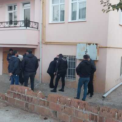 Rehine kâbusunda ikinci gün! 18 saat sonunda ikna edildi