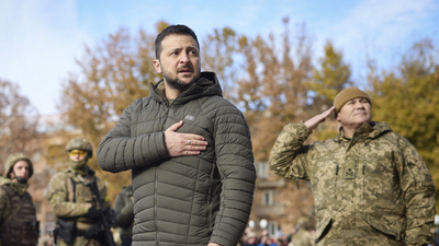 Zelenskiy Rus güçlerinin çekildiği Herson'da
