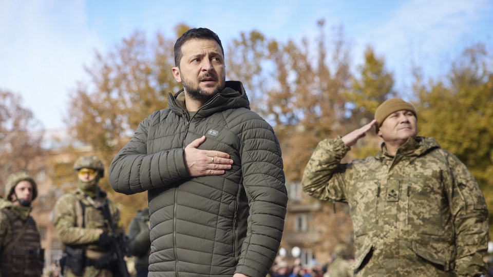 Zelenskiy Rus güçlerinin çekildiği Herson'da