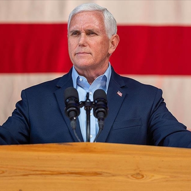 Eski ABD Başkan Yardımcısı Pence'ten Trump'a: Pervasız