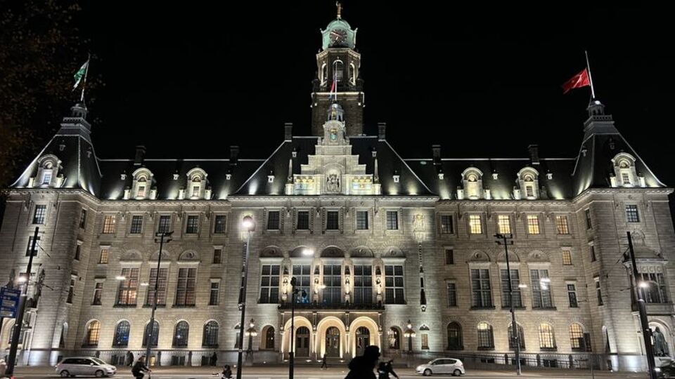 Rotterdam'dan Türk bayraklı destek