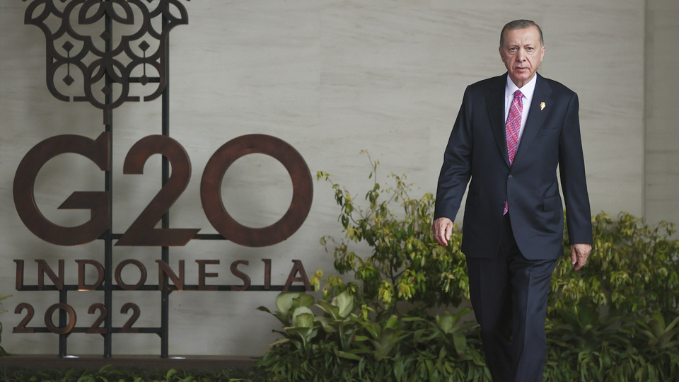 Cumhurbaşkanı Erdoğan'dan Beyoğlu saldırısı mesajı