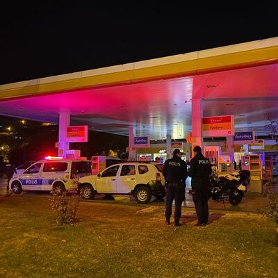 Birbirlerine ateş eden 2 kişi öldü