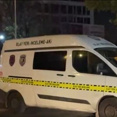 İYİ Parti İBB Belediye Meclis Üyesi'nin aracına silahlı saldırı