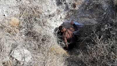 Atatürk Barajı'nın suları çekilince ortaya çıktı