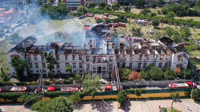 Balıklı Rum Hastanesi'nde çıkan yangına takipsizlik 