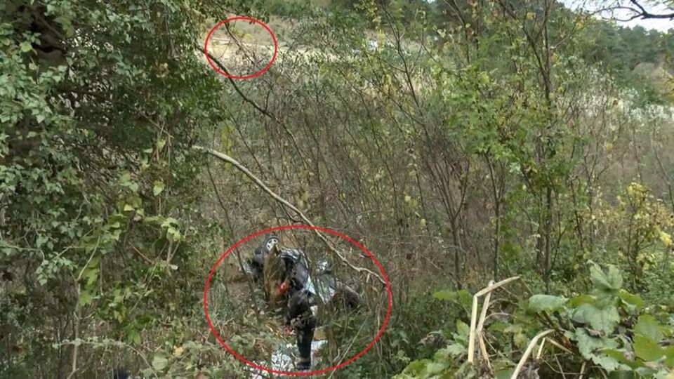 Direksiyonda rahatsızlanınca uçuruma uçtu, eşi öldü