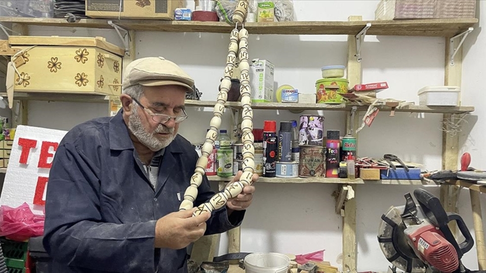 2 metre dekoratif tesbih yaptı