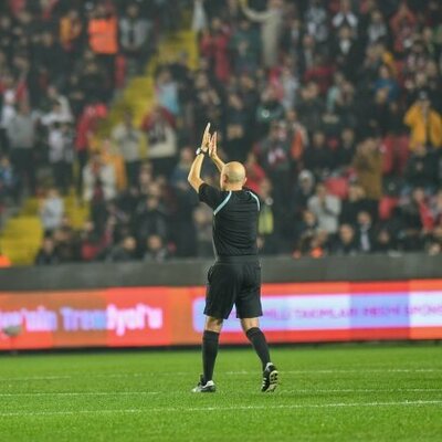 Cüneyt Çakır veda etti!