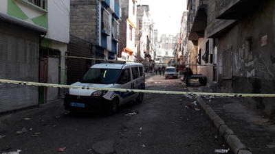 Husumetlilerin silahlı kavgasında 3 çocuk yaralandı!