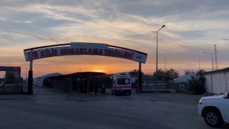 Sınır hattına roket atıldı! 8 güvenlik personeli yaralandı