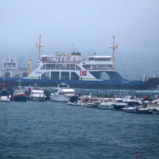 İstanbul ve Çanakkale'de denizde iptal