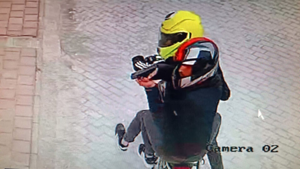 Kuzeni öldürtmüş! Cinayet anı kamerada!