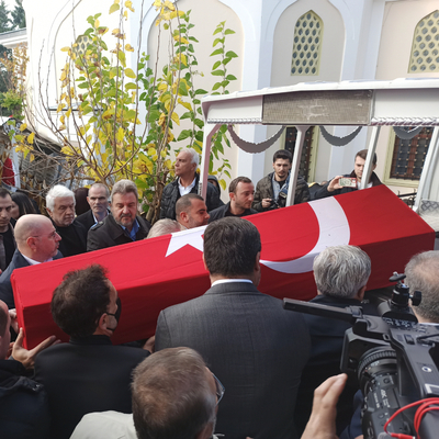 Hıncal Uluç, son yolculuğuna uğurlandı