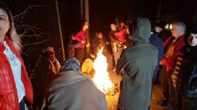 5,9'luk depremin ardından vatandaşlar sokakta!