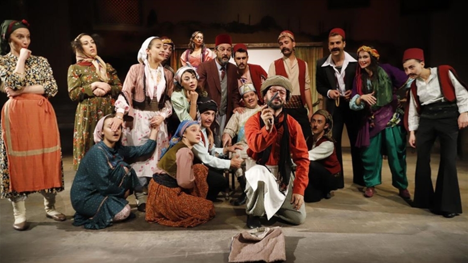 24 Kasım'da öğretmenlere ücretsiz tiyatro