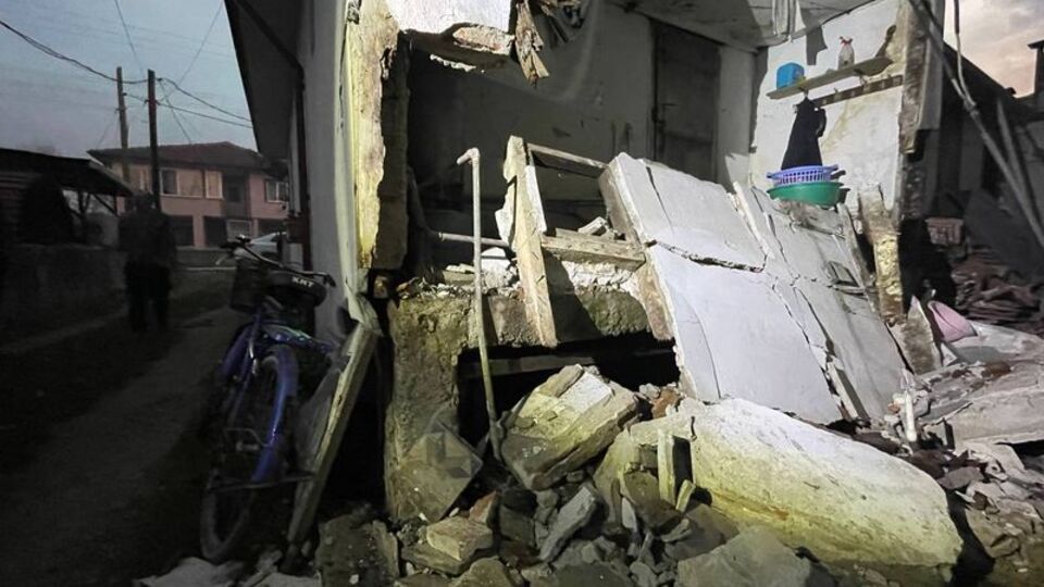 Kandilli'den açıklama! Büyüklük 6.0, tsunami uyarısı kaldırıldı