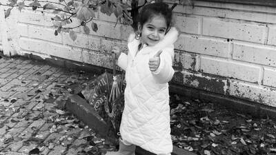 Annesiyle birlikte otomobil çarpan küçük kız öldü