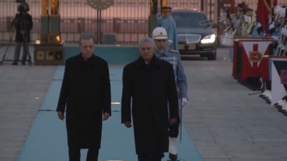 Küba Devlet Başkanı Ankara'da