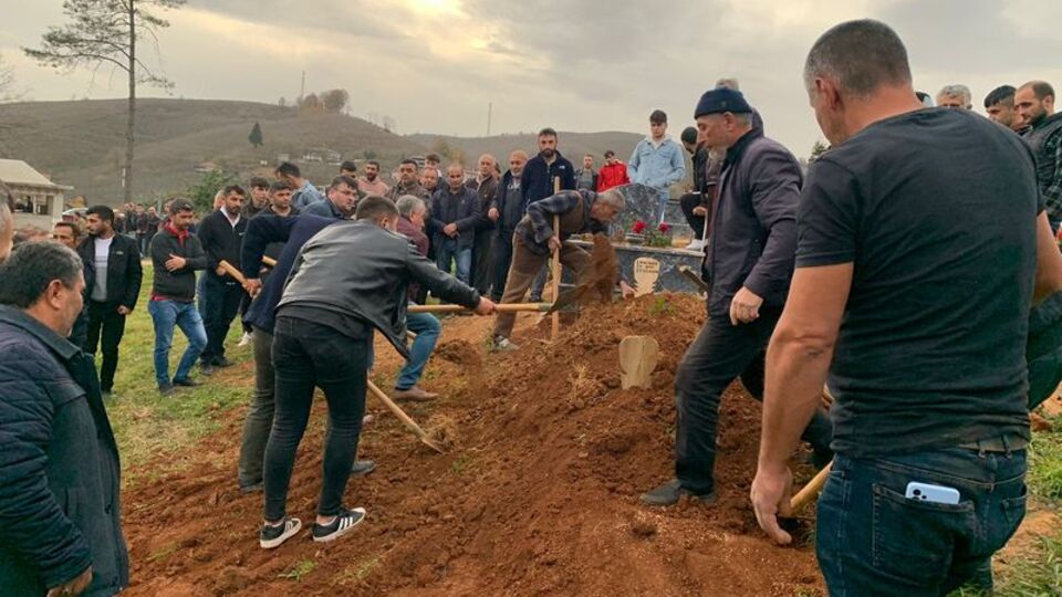 Kaybolduktan 10 gün sonra ölü bulunmuştu, toprağa verildi